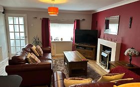 1 Coach House - 3 Bed Period Cottage Built In 1686